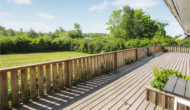 2 Bedroom Nice Home In Samsø