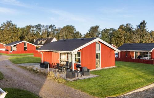 2 Bedroom Nice Home In Sydals