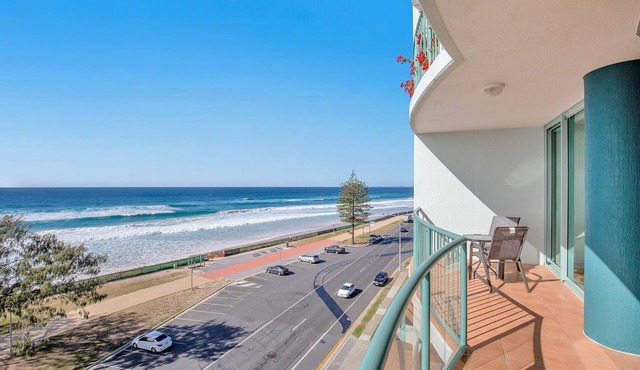 2 Bedroom Ocean View Apartment