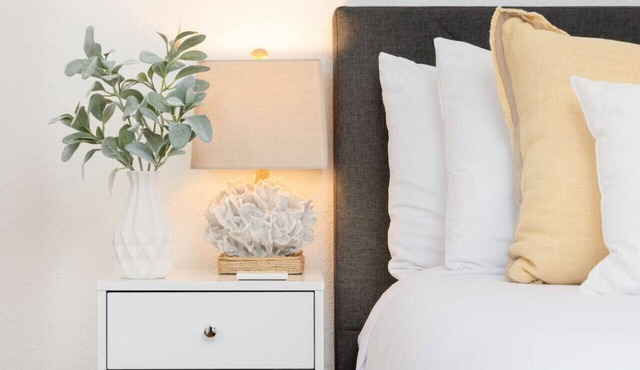 2 Bedroom - Ocean View, Hot Tub, Parking - 8 Guest