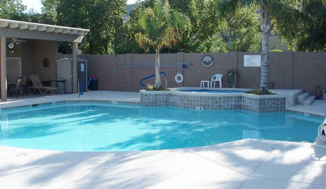2 Bedroom Patio Home in Mesa - Heated Saltwater Pool, Minutes to Shopping