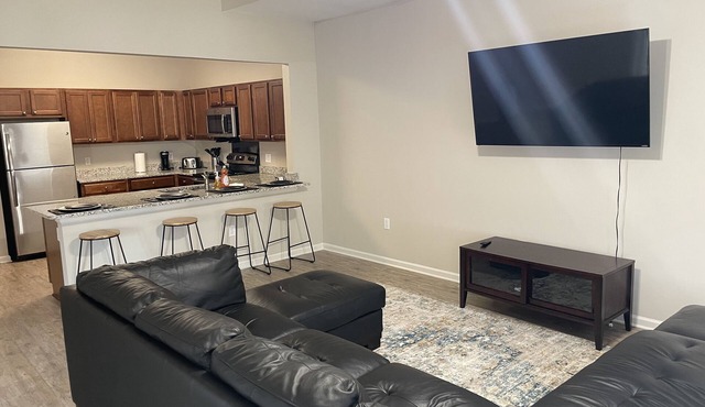 2 bedroom pet friendly madison townhouse