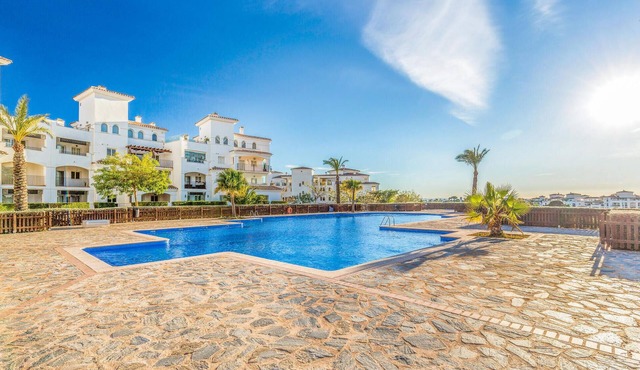 2 bedroom pet friendly apartment in Sucina