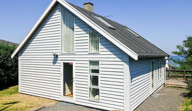 2 bedroom pet friendly home in Allinge