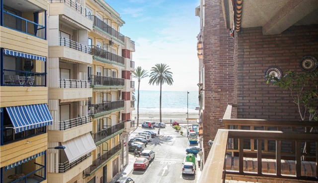 2 Bedroom Pet Friendly Apartment In Santa Pola