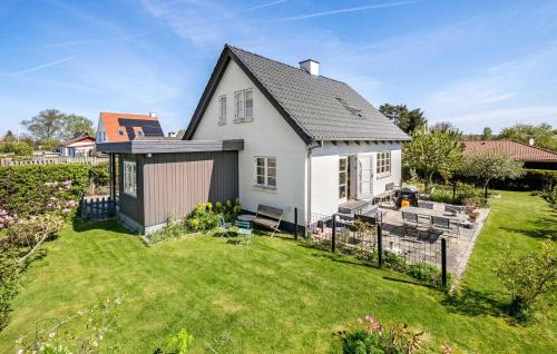 2 Bedroom Pet Friendly Home In Hornbæk