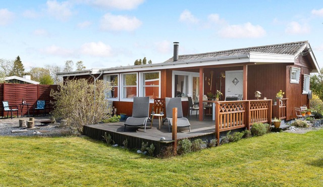 2 bedroom pet friendly home in Stege