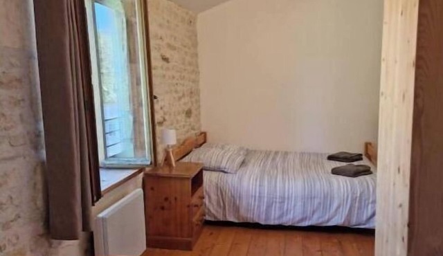 2 Bedroom Private vacation home in Saint-Crepin