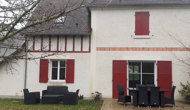 2 Bedroom Private vacation home in Cellettes