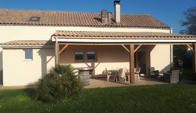 2 Bedroom Private vacation home in Ã‰taules