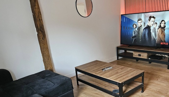 2 bedroom private vacation home in insming