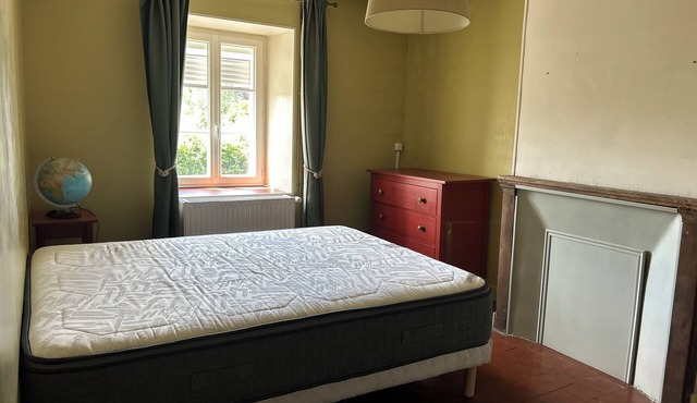 2 Bedroom Private vacation home in Epiry