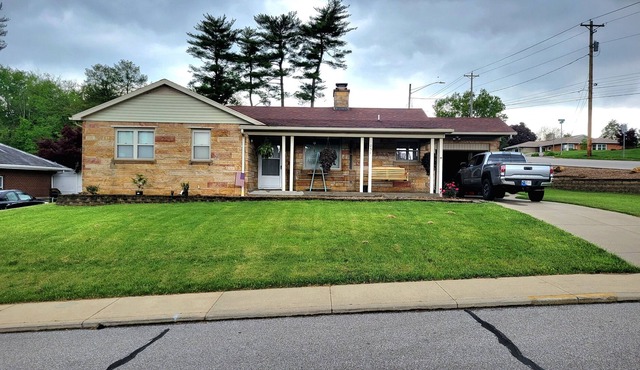 2 Bedroom Pure Stone Delight! Close to historic downtown Jasper