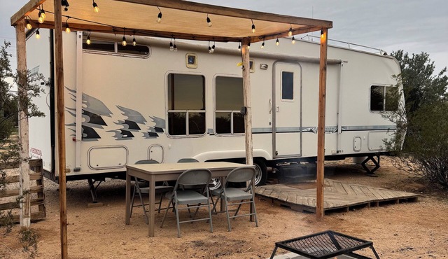 2-bedroom recreational vehicle in delightful Tucson with all amenities