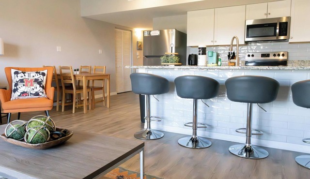 2 Bedroom Retreat at Regal Palms. Watch Disney Fireworks from Balcony!