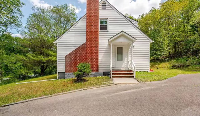 2-bedroom Rhinebeck Retreat