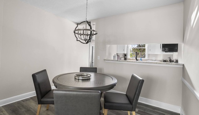 2 Bedroom - Safe & Convenient