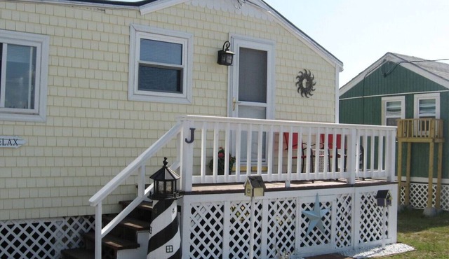 2 Bedroom Seaside Cottage