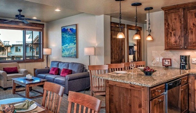 2 bedroom -sleeps8- GrandColorado Condo in beautiful Breckenridge