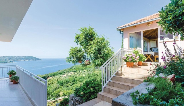 2 bedroom stunning apartment in Orasac