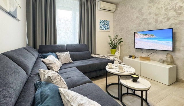2 bedroom stunning apartment in Split