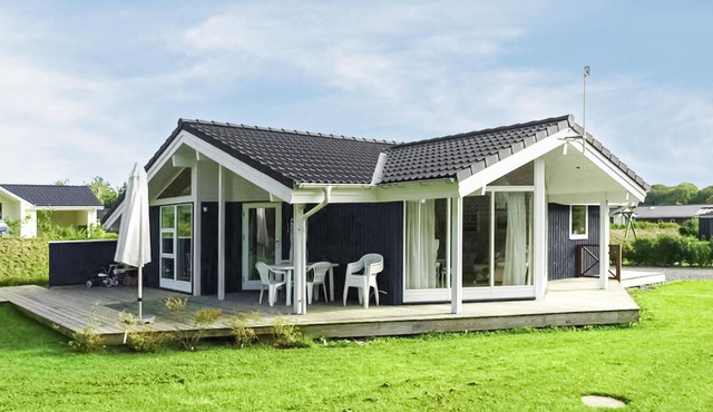 2 bedroom stunning home in Juelsminde
