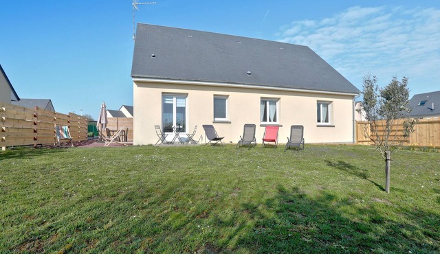 2 bedroom stunning home in Créances