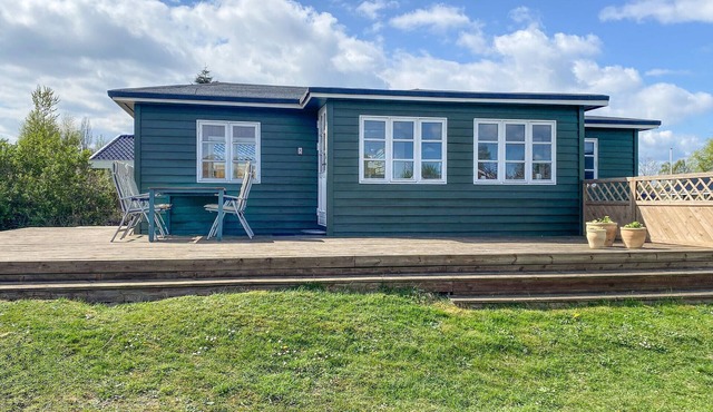 2 bedroom stunning home in Børkop