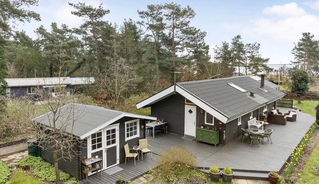 2 bedroom stunning home in Havndal