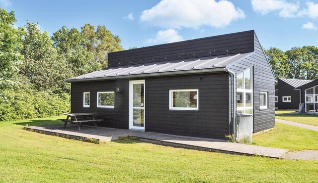 2 bedroom stunning home in Spjald