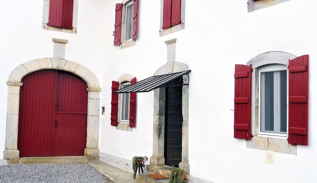 2 bedroom stunning home in Ainharp