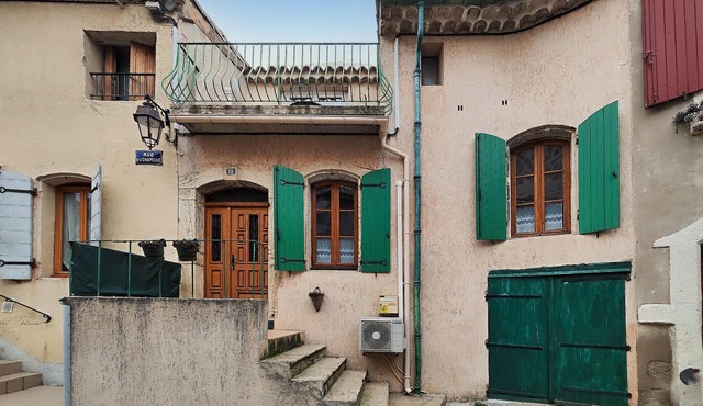 2 bedroom stunning home in Servian