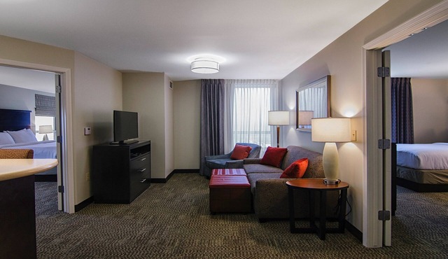 2-Bedroom Suite | 1 King & 2 Doubles, MI