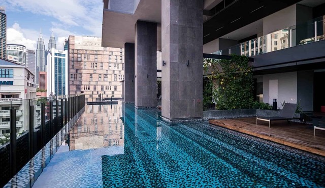 2 Bedroom Suite Anggun Residences KLCC KL TOWER