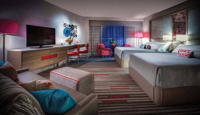 2-Bedroom Suite at a 4⭐️ Hotel
