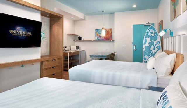 2-Bedroom Suite at a Hotel