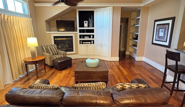 2-bedroom Suite at The Oyster Farm Resort