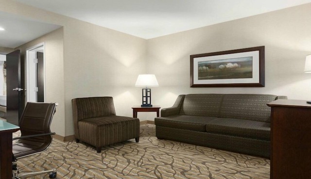 2-Bedroom Suite at a Hotel