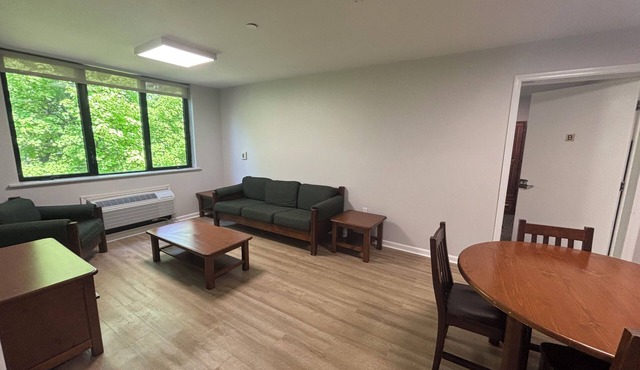 2-bedroom Suite in Caldwell, NJ