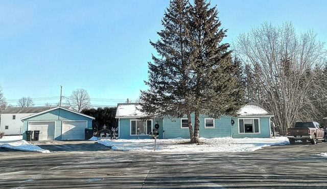 2-bedroom town-home in Marshfield MONTHLY ~NURSES ~STUDENTS