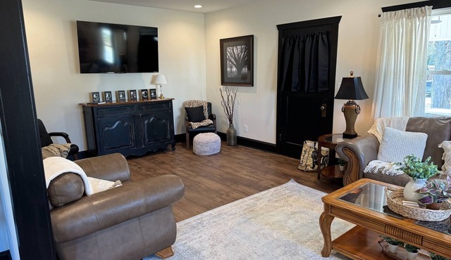 2-bedroom vacation home just a two minute walk to downtown