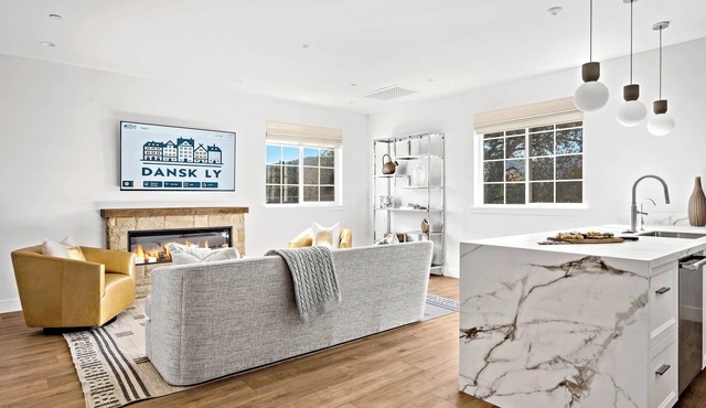 2-bedroom - WiFi, AC, garage parking with EV charger.