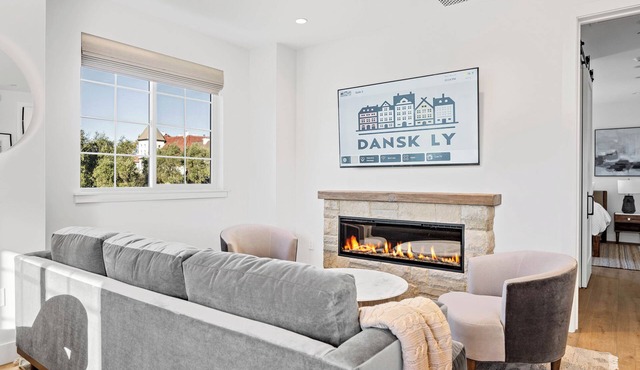 2 bedroom - WiFi, AC, garaged off-street parking with EV Charger.