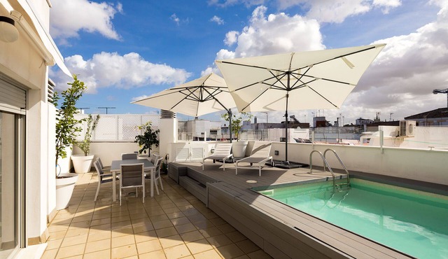 2 bedrooms, 2 bathrooms, private terrace with pool