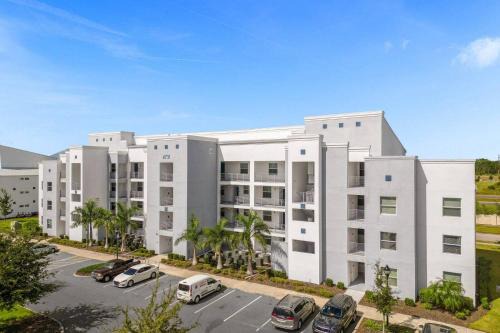 2 Bedrooms 2 Bathrooms Storey Lake 4731-304 CT