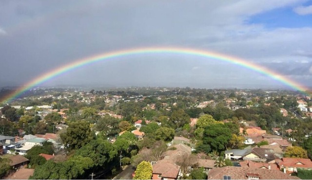 2 bedrooms apartment next Hurstville train station and Airport