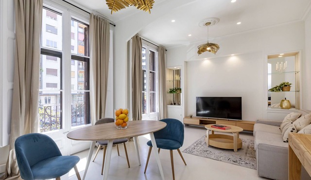 2 bedrooms apartment next to Sagrada Familia