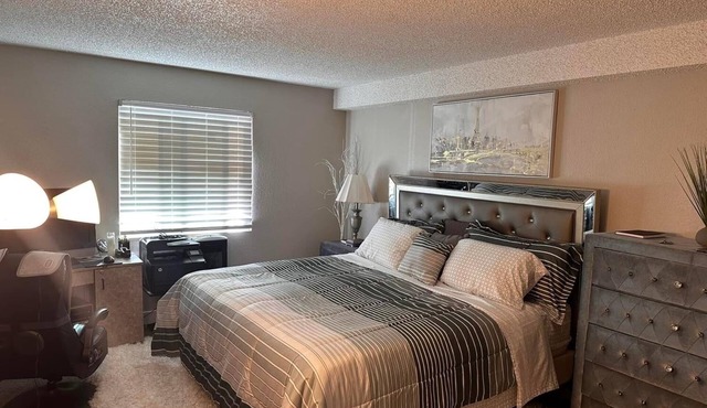 2 Bedrooms Apartment In Las Vegas