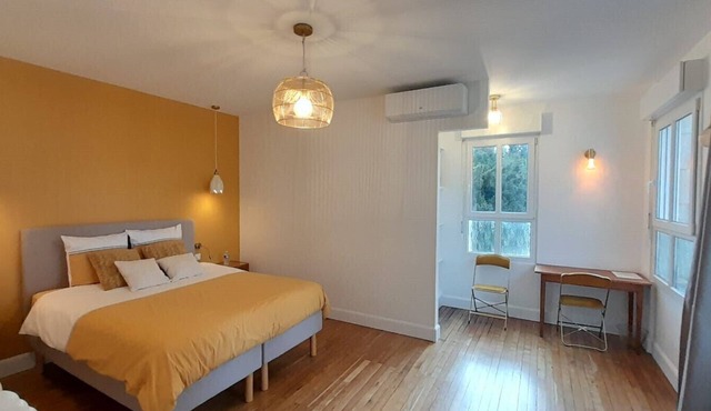 2 bedrooms at the Domaine de Treuillaud with swimming pool