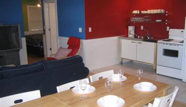 2 bedrooms Cottage perfect for a big group!